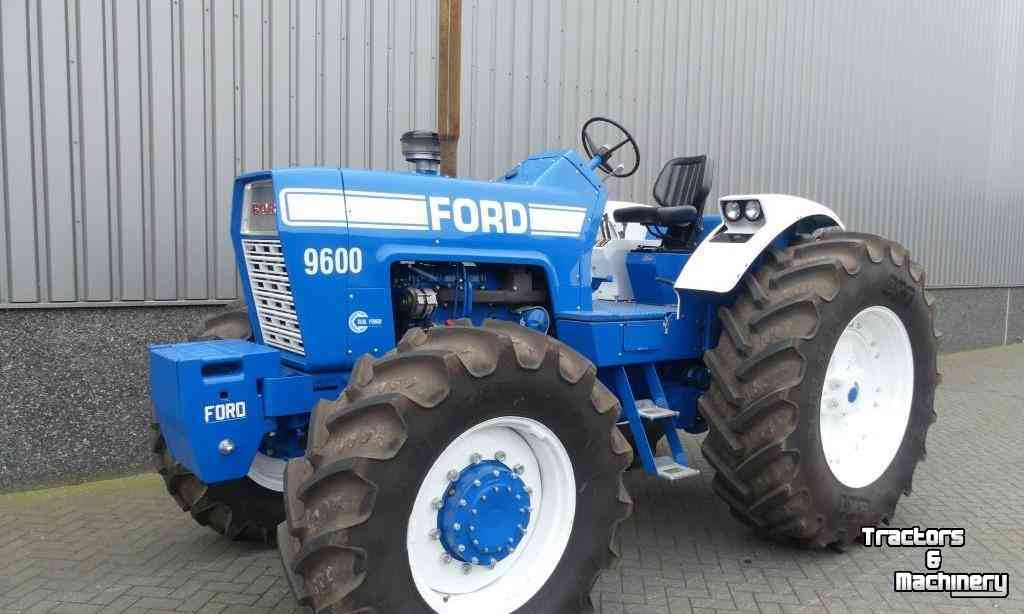 Schlepper / Traktoren Ford 9600 4WD Tractor