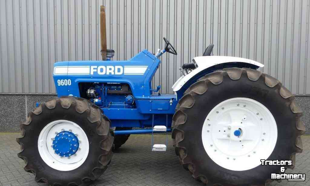 Schlepper / Traktoren Ford 9600 4WD Tractor