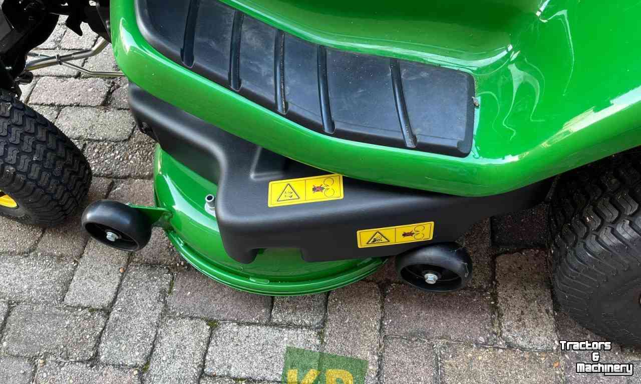 Selbstfahrende Mähwerk John Deere X350R Zitmaaier