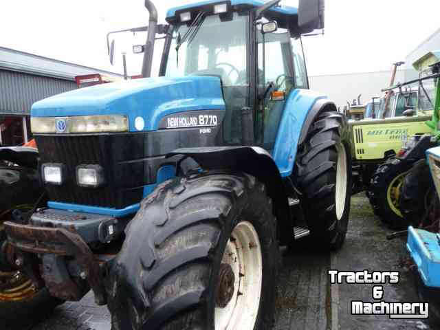 Schlepper / Traktoren New Holland 8770