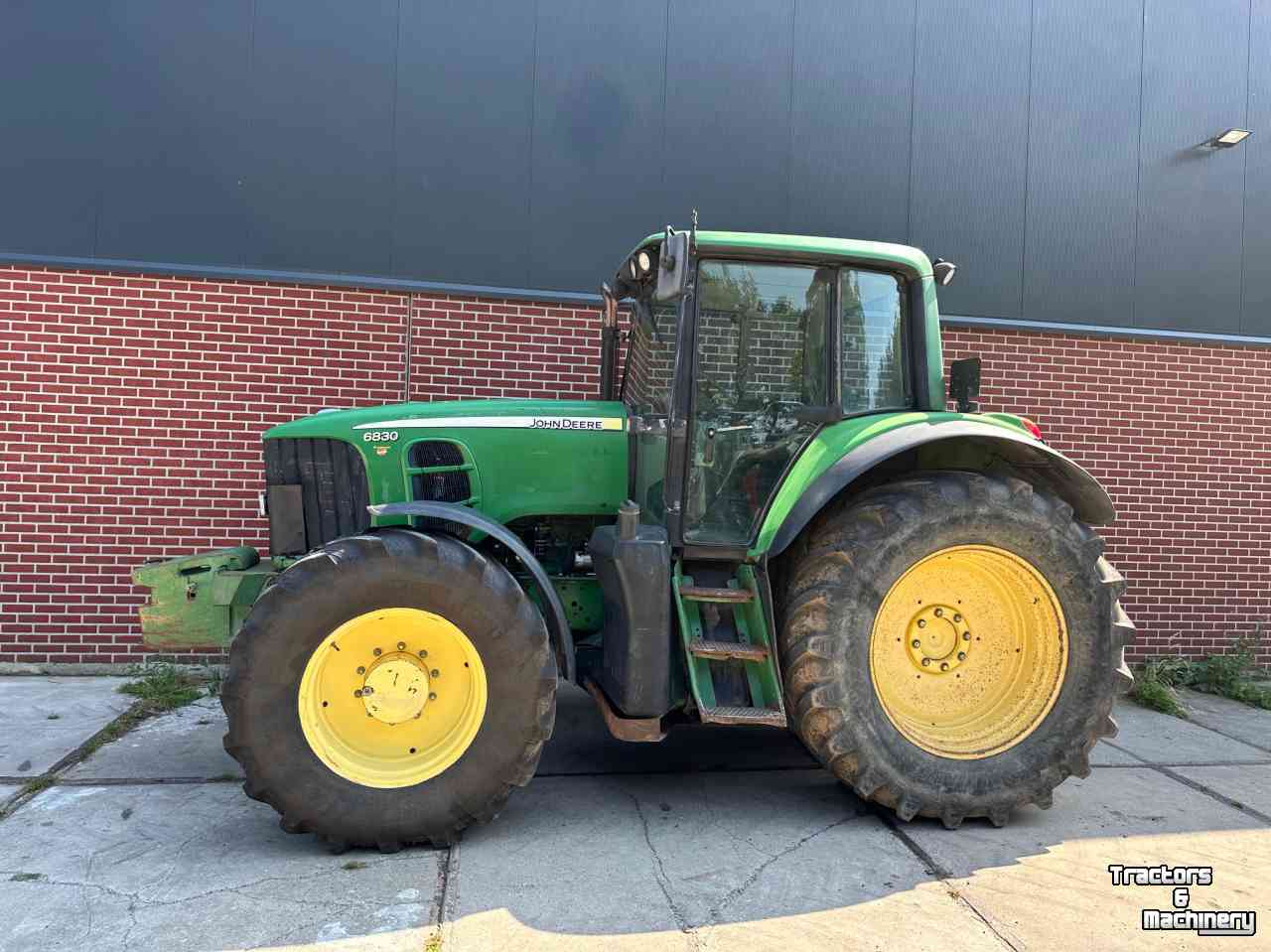 Schlepper / Traktoren John Deere 6830