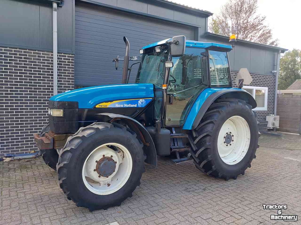 Schlepper / Traktoren New Holland TM 135