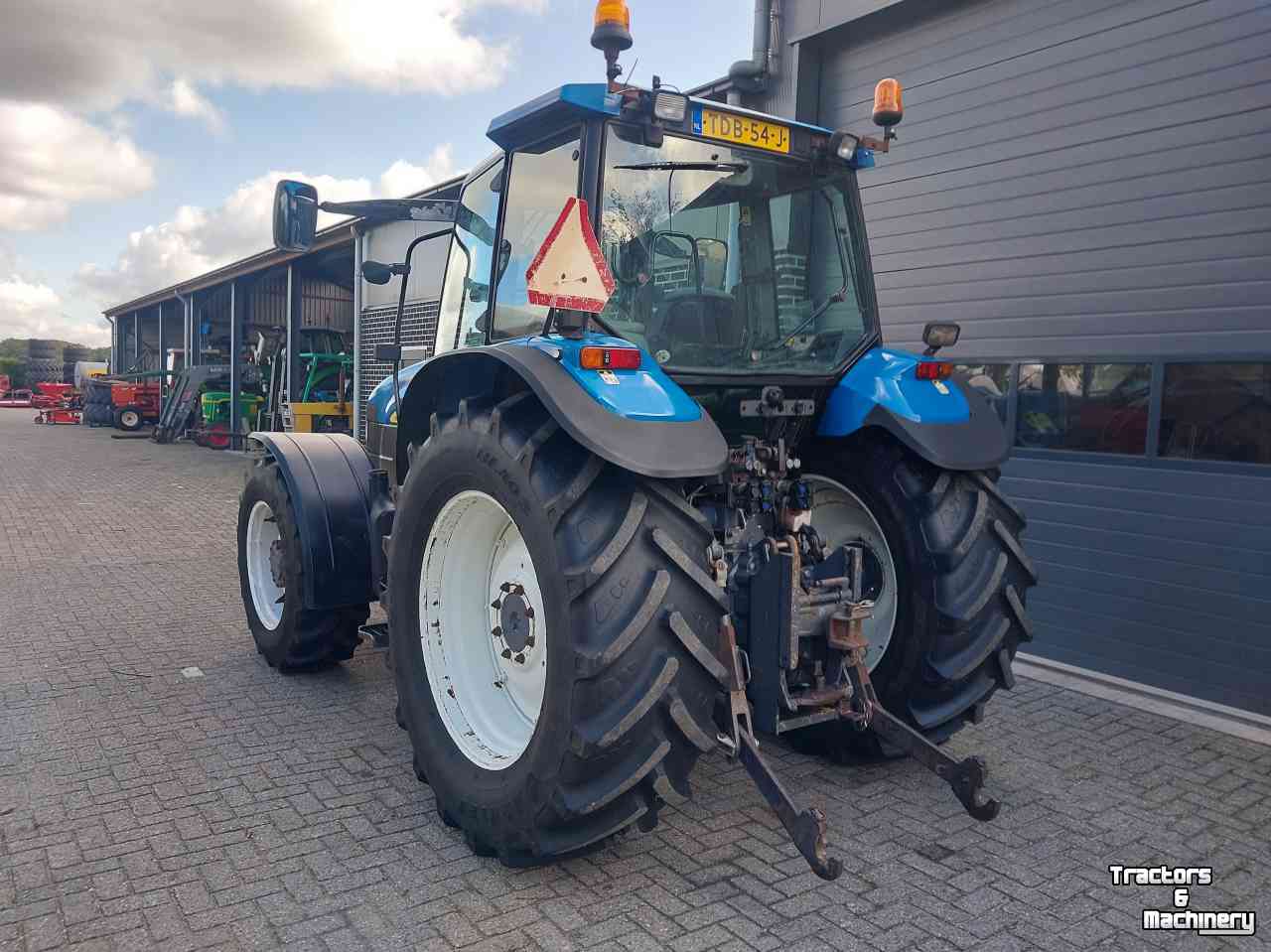 Schlepper / Traktoren New Holland TM 135