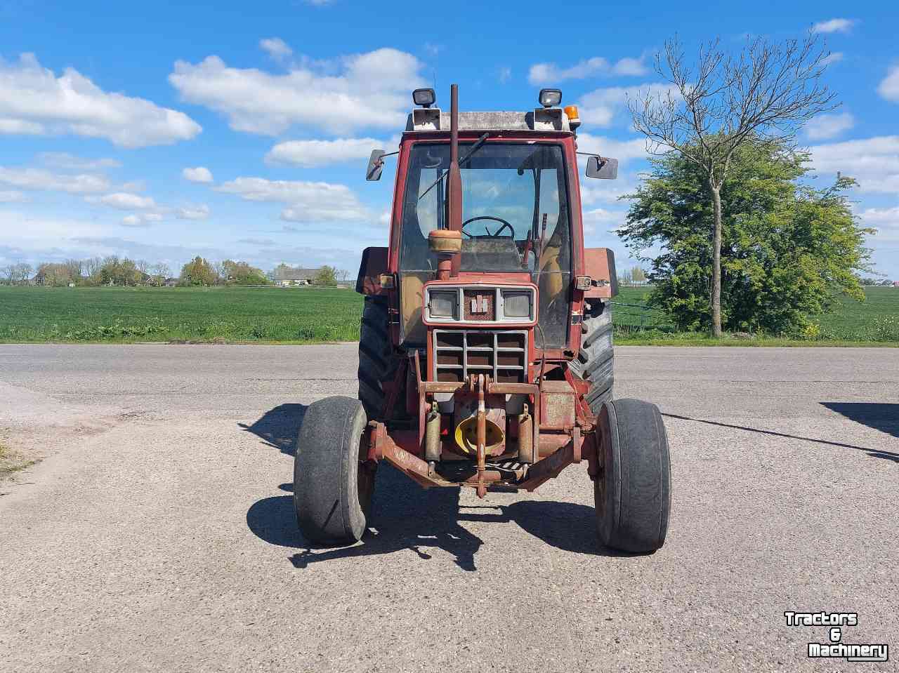 Schlepper / Traktoren International 845XL