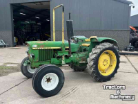 Schlepper / Traktoren John Deere 1020