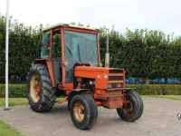 Schlepper / Traktoren Renault 781 2WD Tractor