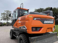 Mobilbagger Doosan DX140W-7