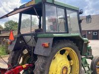 Schlepper / Traktoren John Deere 2130 2WD Tractor