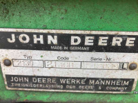 Schlepper / Traktoren John Deere 2130 2WD Tractor