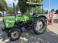 Schlepper / Traktoren Deutz-Fahr D6007 met kruip