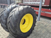 Räder, Reifen, Felgen & Distanzringe Michelin 540/65R30 11mm op John Deere velgen