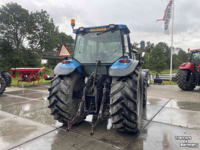 Schlepper / Traktoren New Holland 8360 range command