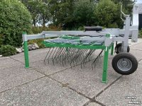 Striegelmaschine Agronomic Wiedeg 1.50 meter, precisie wiedeg demo machine