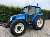 Schlepper / Traktoren New Holland T5060