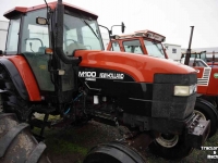 Schlepper / Traktoren New Holland M100 2wd