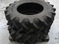 Räder, Reifen, Felgen & Distanzringe BKT 380/85R28 Agrimax New