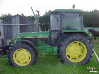 Schlepper / Traktoren John Deere 2850