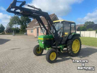 Schlepper / Traktoren John Deere 1850 + frontlader