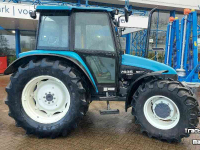 Schlepper / Traktoren New Holland 7635