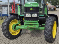 Schlepper / Traktoren John Deere 6120 SE met kruip en maar 4850uur!!