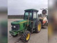 Obst und Weinbau Traktoren John Deere 5090 Smalspoor Tractor