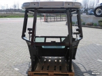 Schlepper / Traktoren Massey Ferguson Kabine Frame voor 5400/5500/6400 SERRIE
