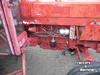 Schlepper / Traktoren International 733