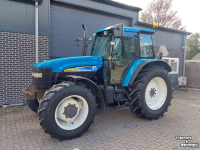 Schlepper / Traktoren New Holland TM 135